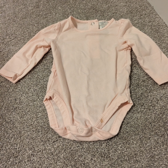 3 For $18 Green and Pink Puffy Vest Set - Picture 2 of 10